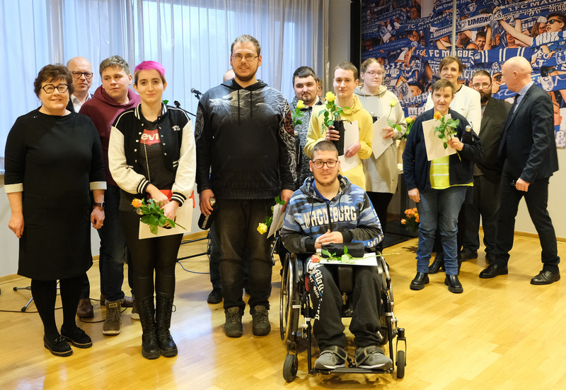 Zertifikatübergabe für Berufsabsolventen aus Behinderten-Werkstätten in Magdeburg 