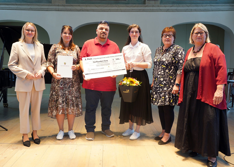  Kategorie „Bildung und Ausbildung – Schlüssel erfolgreicher Integration“ Den zweiten Preis (500 Euro) erhält das Projekt „Dein Sozius“ der Malteser Hilfsdienst gGmbH am Standort Halle (Saale).
