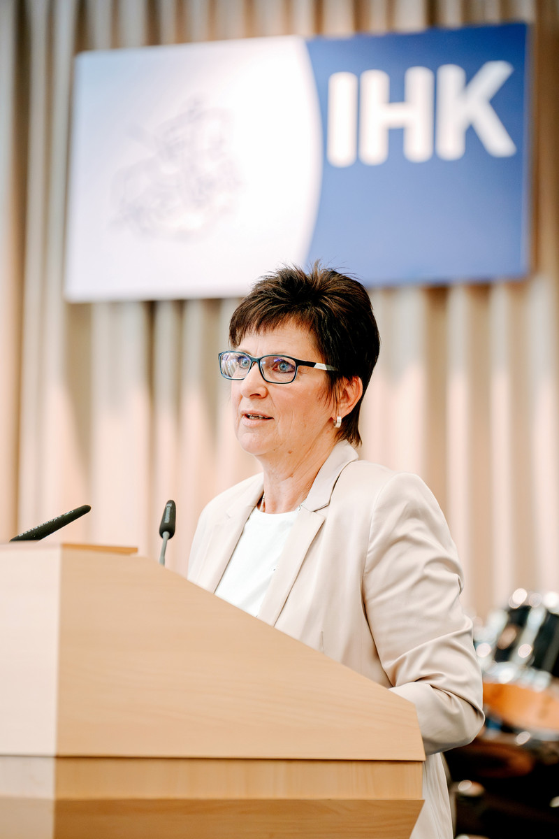 Impressionen der letzten Festveranstaltung zur Verleihung des Berufswahl-SIEGELS im Jahr 2025