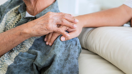 Pflegekraft mit Patienten